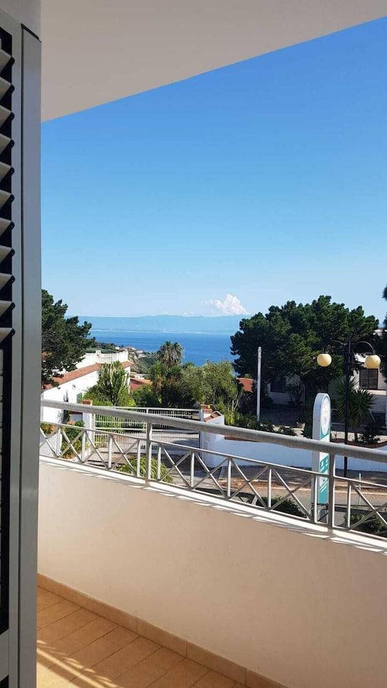 Hotel Eolo Capo Vaticano Extérieur photo