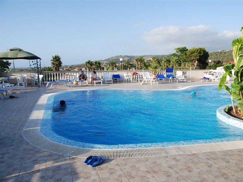 Hotel Eolo Capo Vaticano Extérieur photo